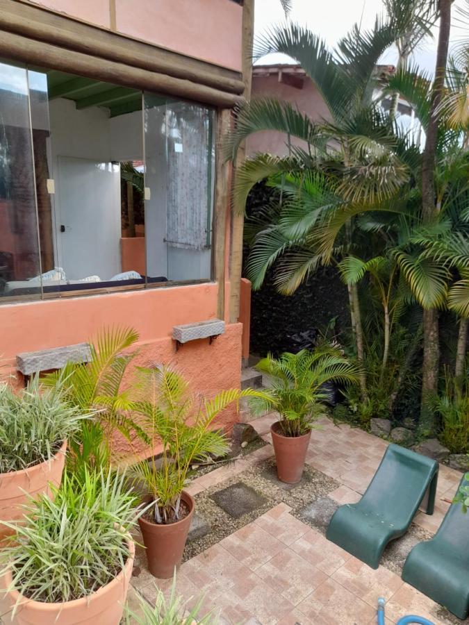 Solaris Hostel Ilhabela Exteriör bild